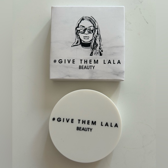 New! Give Them LaLa Beauty - Picture 2 of 4